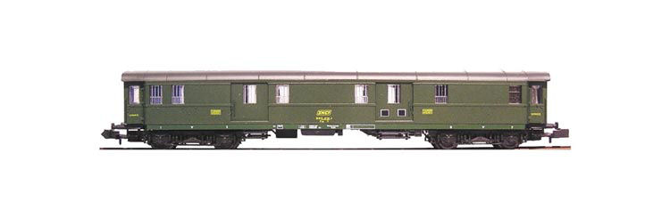 LePoete: Mes modèles créés , modifiés , transformés mes montages de kits - Page 3 224259roco_gepaeckwagen_sncf